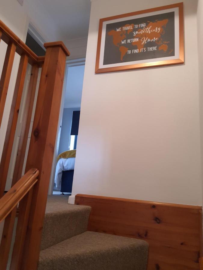 Country Style, 2 Bedroom House, Parking And Superb Location NWI Exteriér fotografie