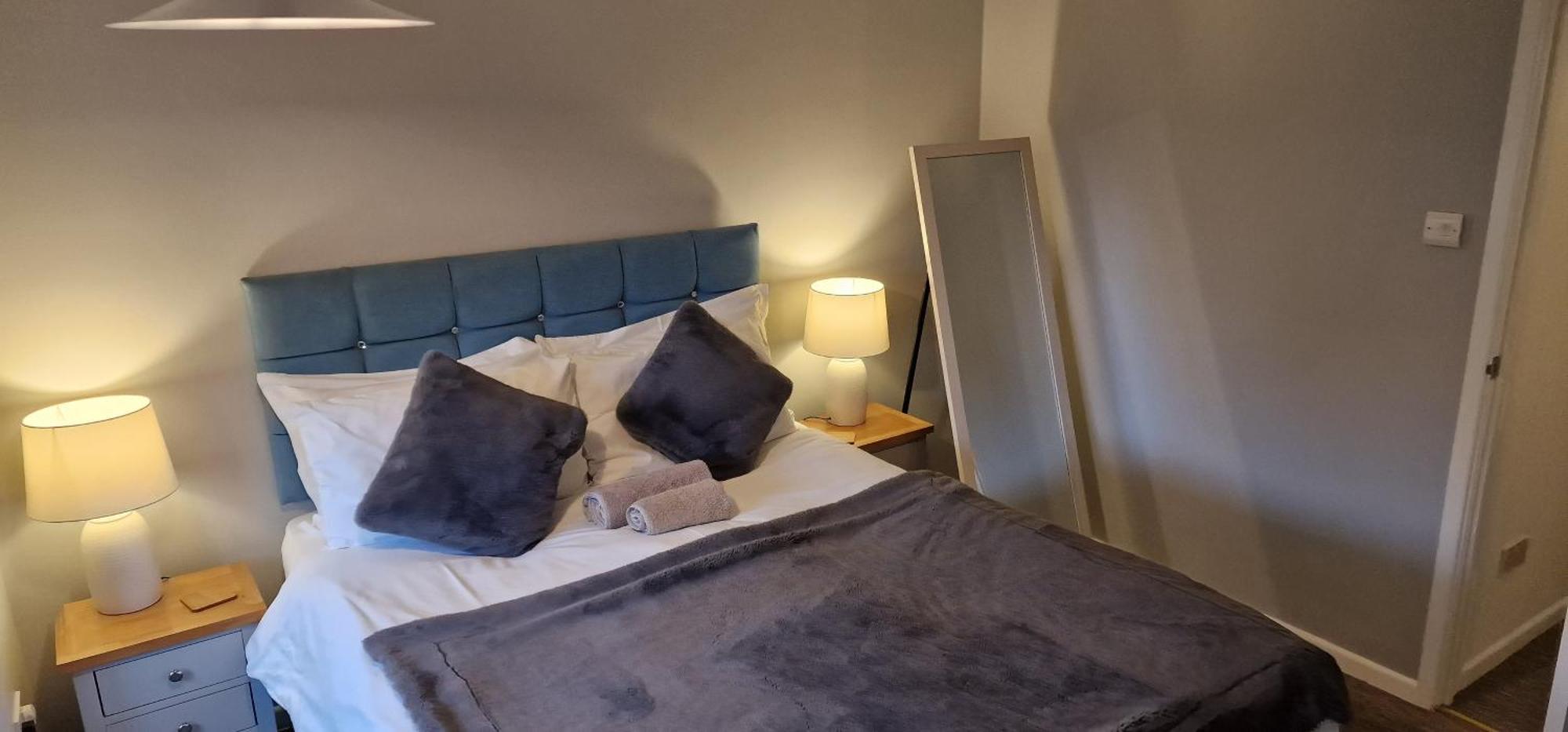 Country Style, 2 Bedroom House, Parking And Superb Location NWI Exteriér fotografie